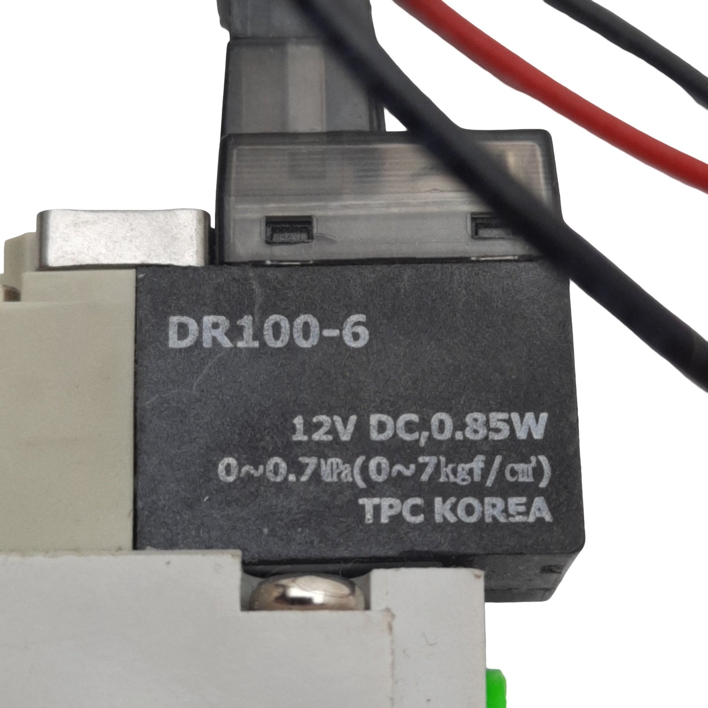 Used TPC UDV3120 Solenoid Valve, 5/2-Way, 1/8in NPT, 0.15-0.7MPa, 12VDC Coil