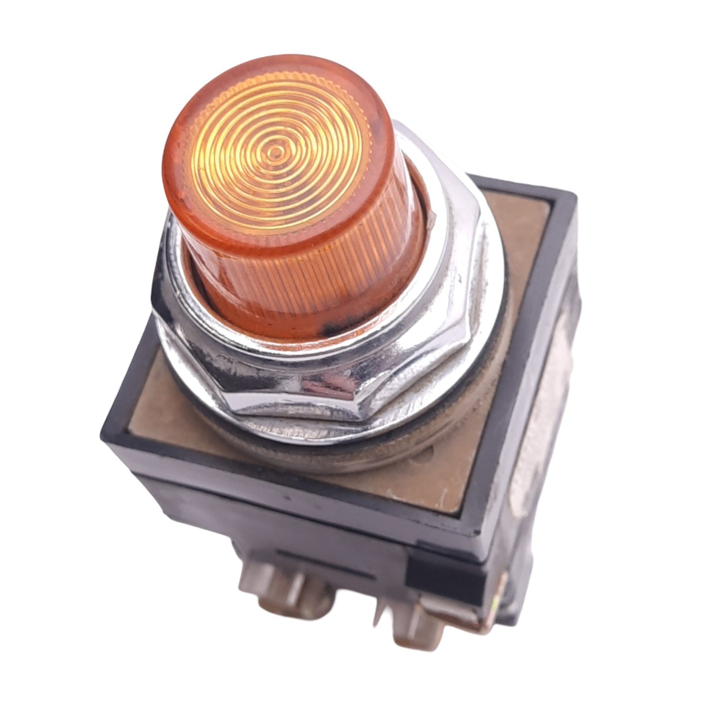 Used General Electric CR104PBL01M1S2 Illuminated Pushbutton, ø30.5mm, 1NC, 120V Lamp