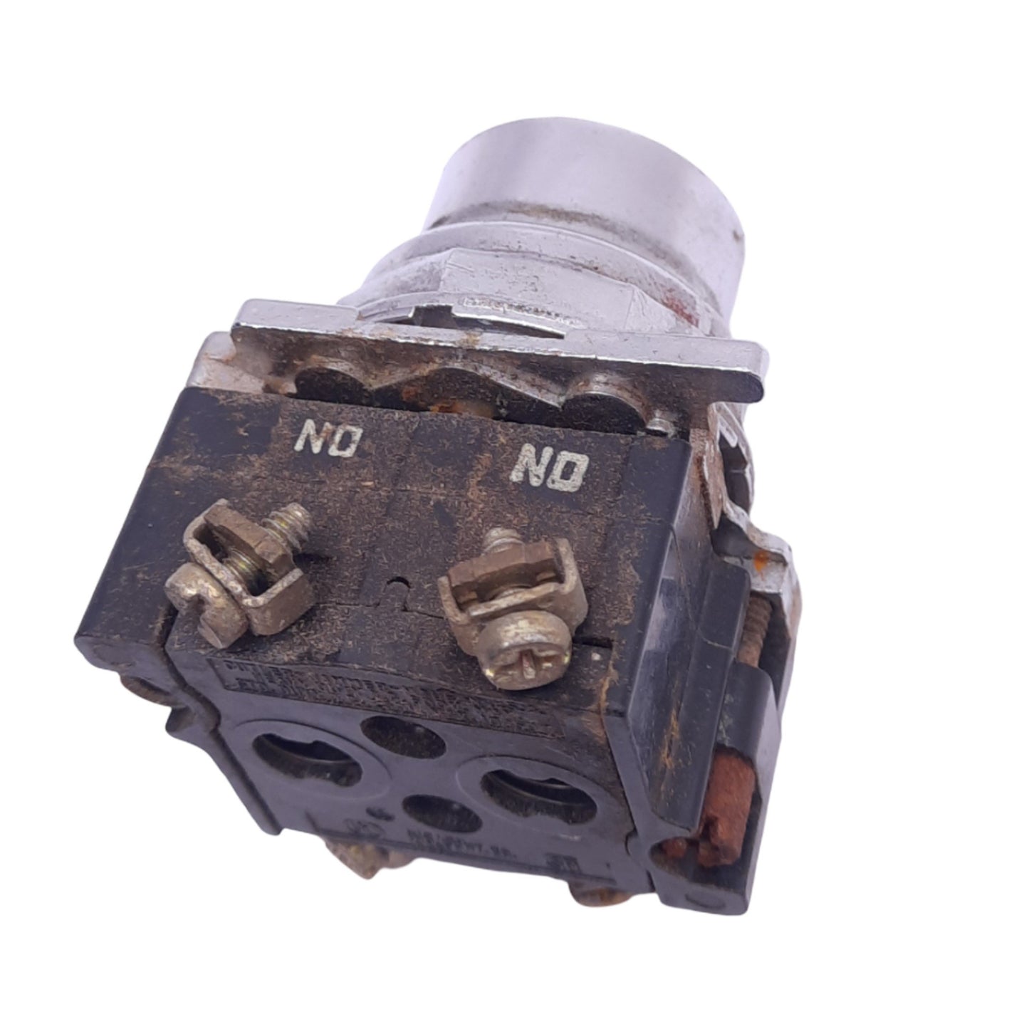 Used Eaton 10250T103-2 Green Momentary Pushbutton Switch, ø30.5mm, 2N.O., 600VAC 10A