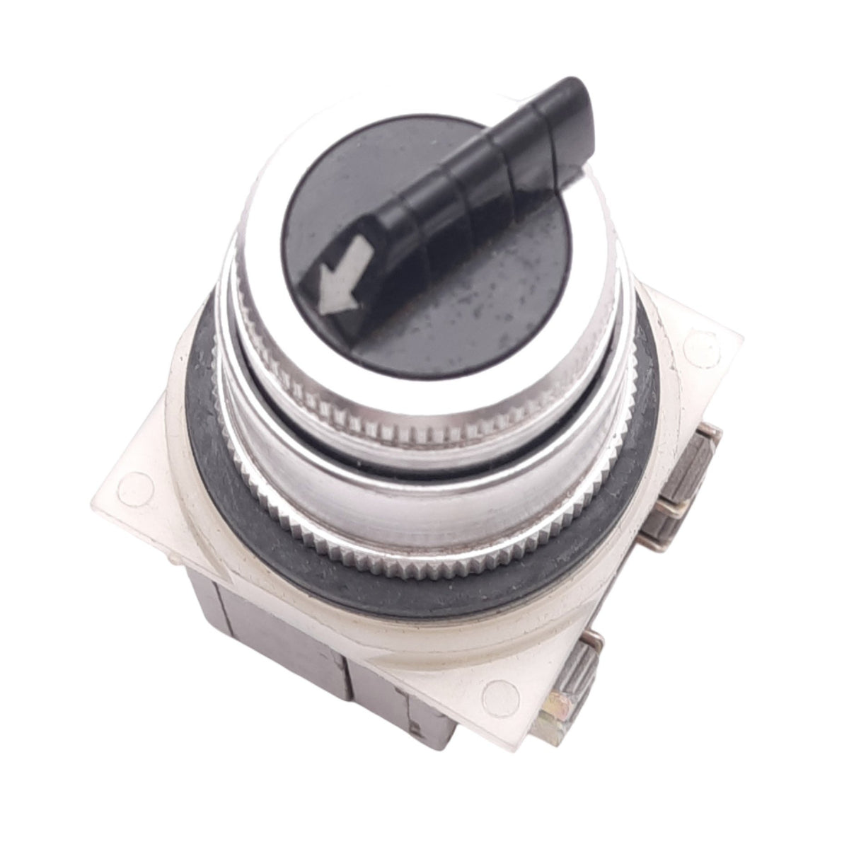 Used Square D CL9001 KA-1 Selector Switch, 2-Position Maintained, 30mm, 2NO 2NC, 600V