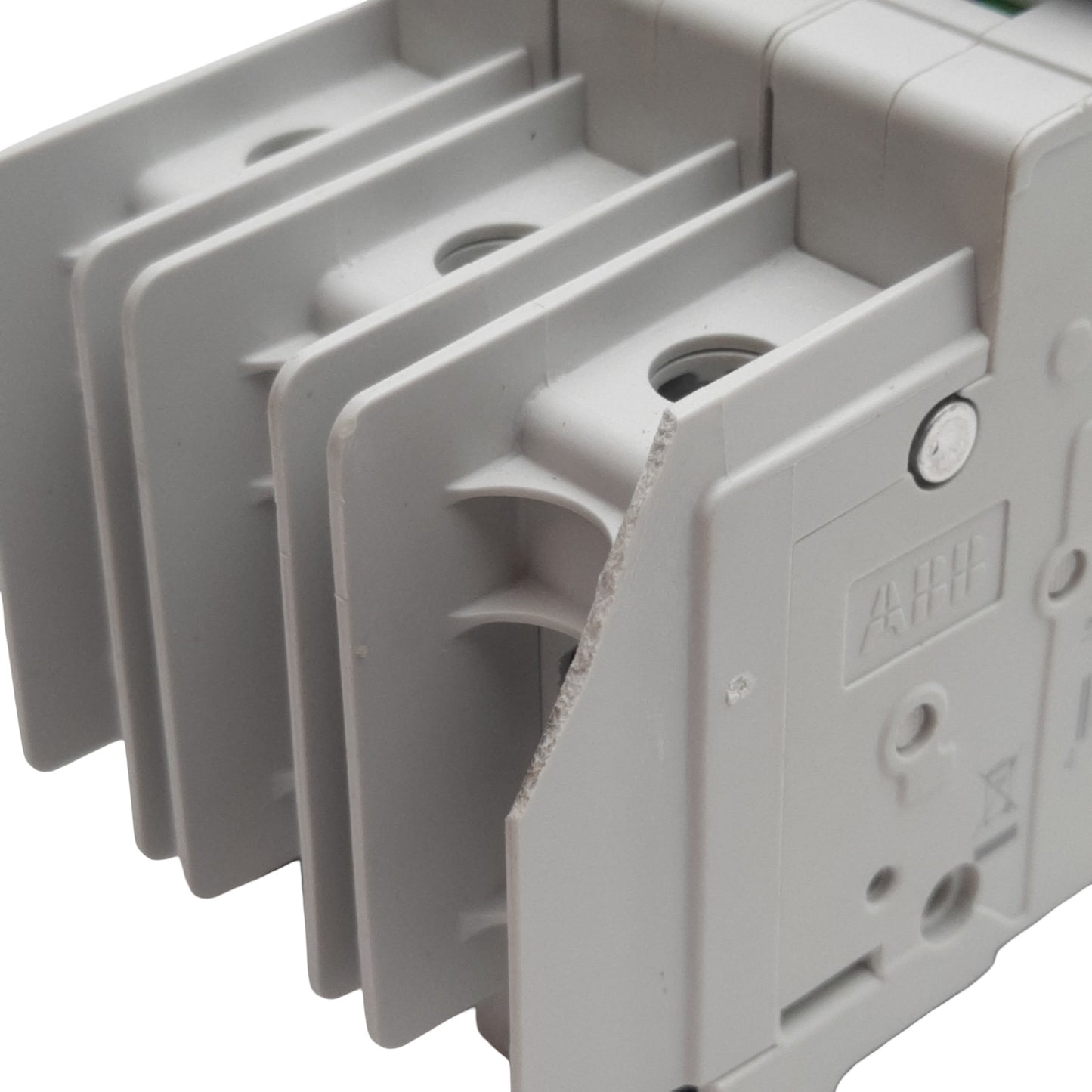 Used ABB SU203M-K20 Miniature Circuit Breaker, 3-Pole, 20A 400VAC, DIN Rail