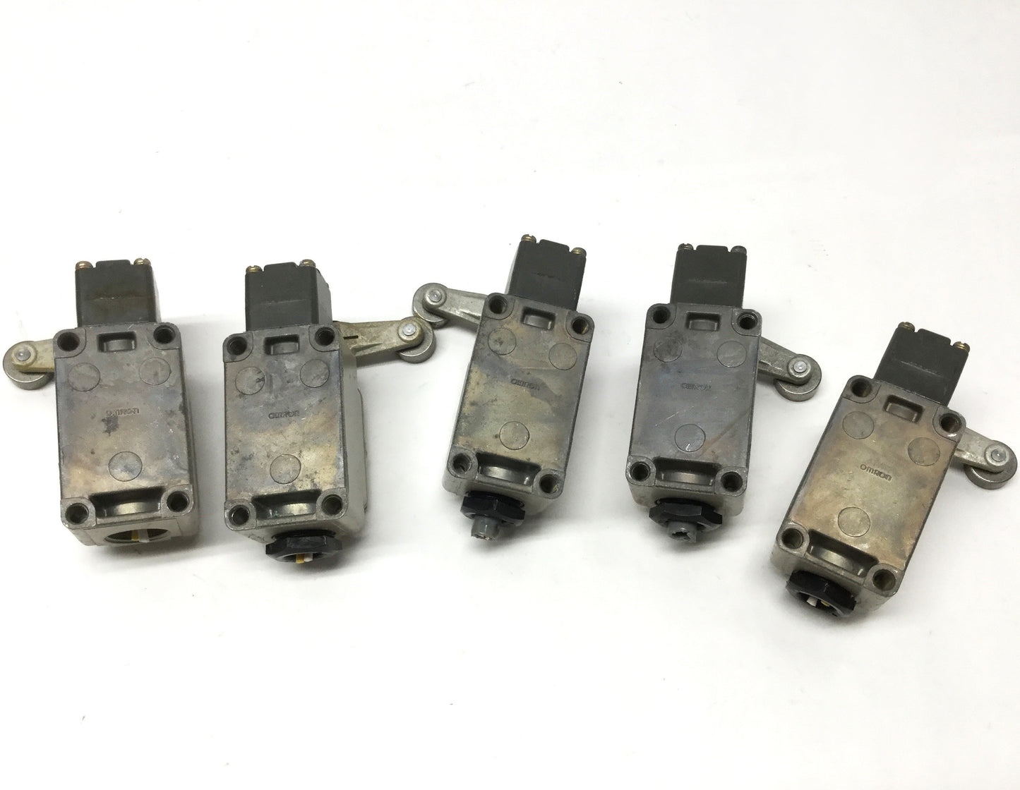 Used Lot of 5 Omron WLCA2 Roller Lever Limit Switches NO/NC DPST, 600VAC 10A