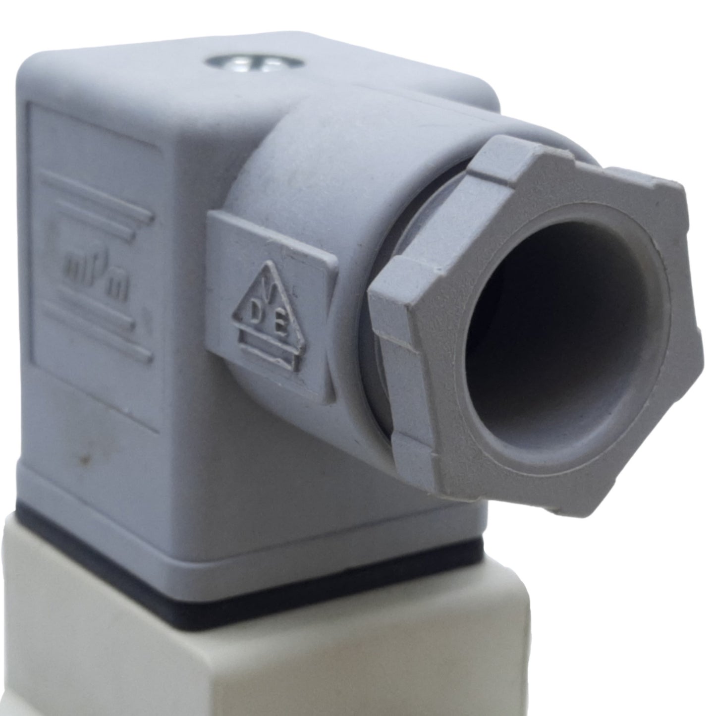 New – Open box SMC VX232GG Solenoid Valve for Water, 0.1MPa, ø10mm, N.C., 1/2in Rc, 24VDC Coil