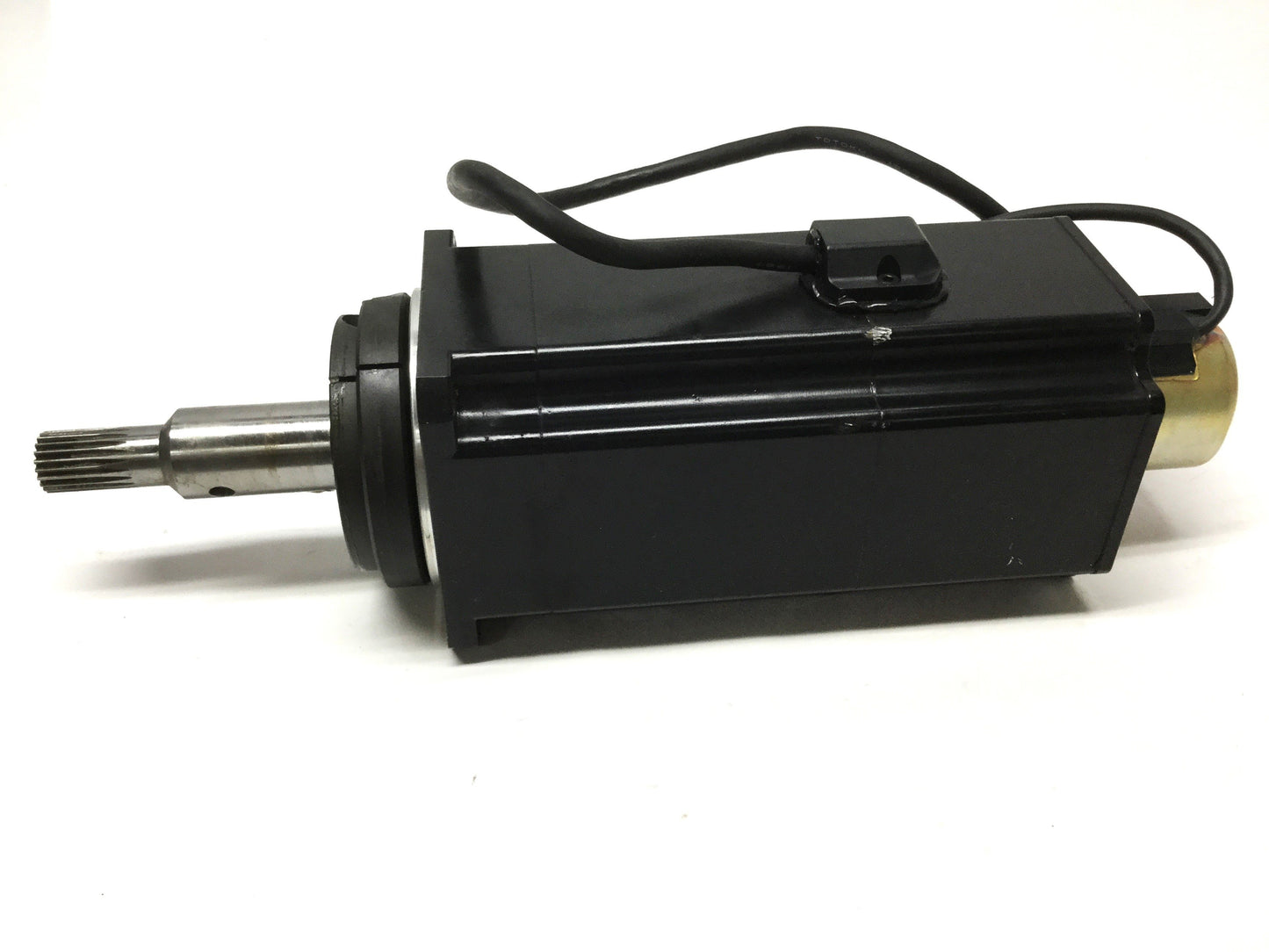 Used SANYO DENKI P50B08100VCXS9 AC Servomotor, Spline Shaft, 1000W 200VAC 5A, 86mm