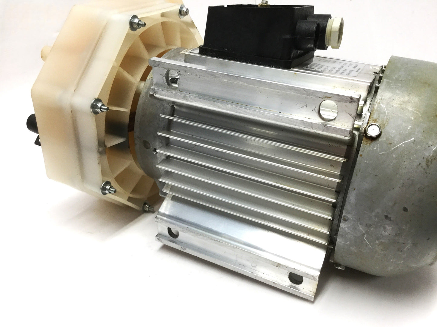 Used Hanning PS60-131 Centrifugal Pump 220/380VAC 3PH from CyberClean 6001 Washer