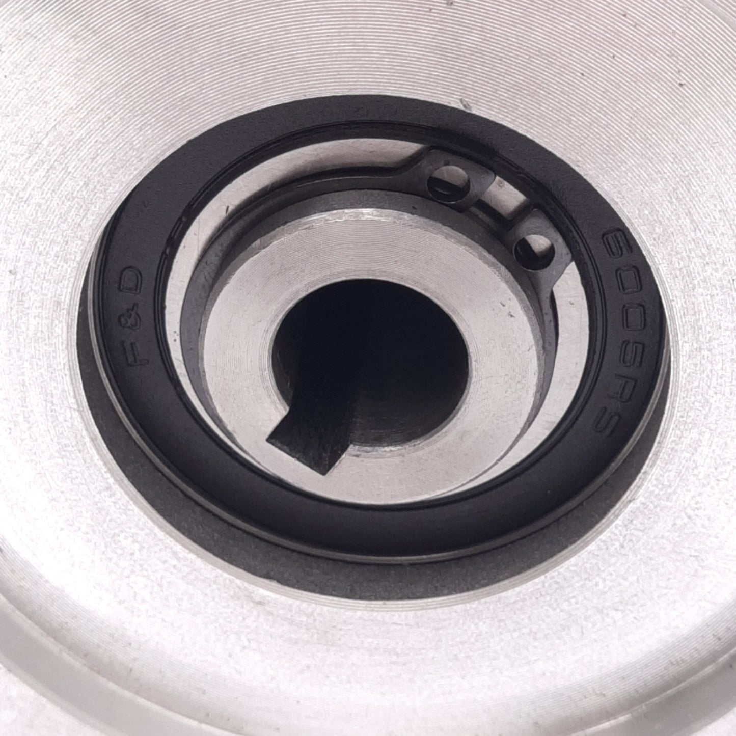 Used F&D Reducer Gearbox, 10.5:1 Reduction Ratio, 3-3/8" Square Mount, ø16mm Shaft