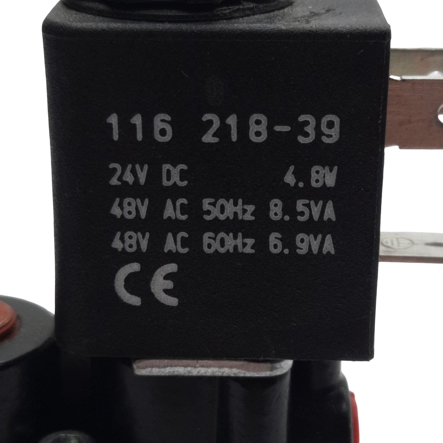 Used ARO A212SS-024-D-G Solenoid Valve, 5/2-Way, 1/4in NPT, 150psi Max, 24VDC Coil