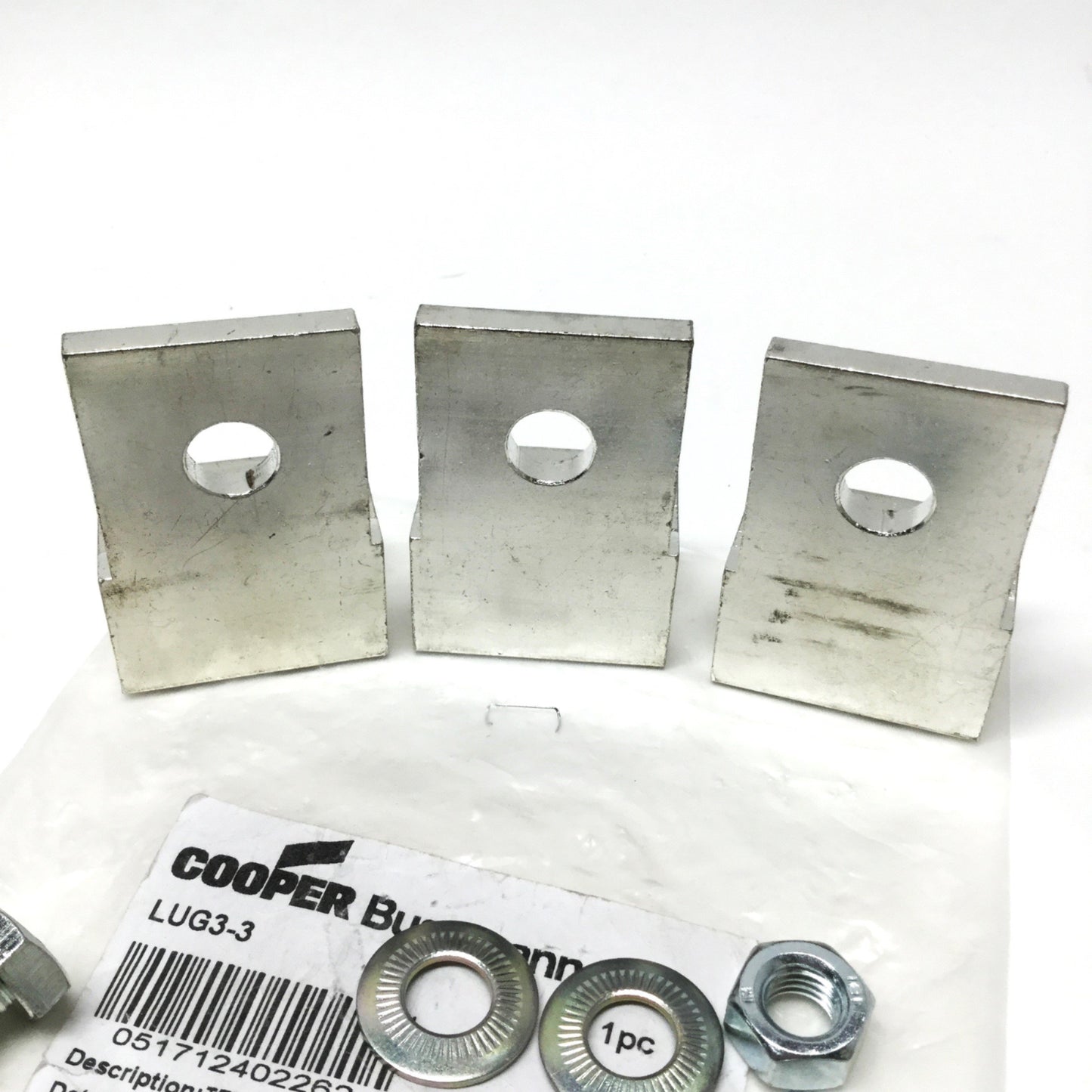 New – Open box Cooper Bussmann LUG3-3 Terminal Lug Kit, 3-Pole, 400A, 2x #6AWG-350MCM Wires