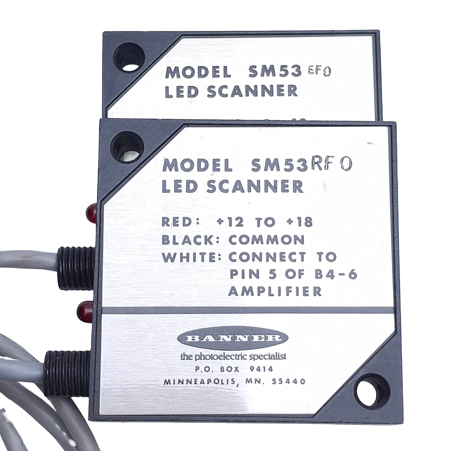 Used Banner SM53 Modulated Emitter/Receiver Pair 10-30VDC, 4ft Range, Infrared 880nm