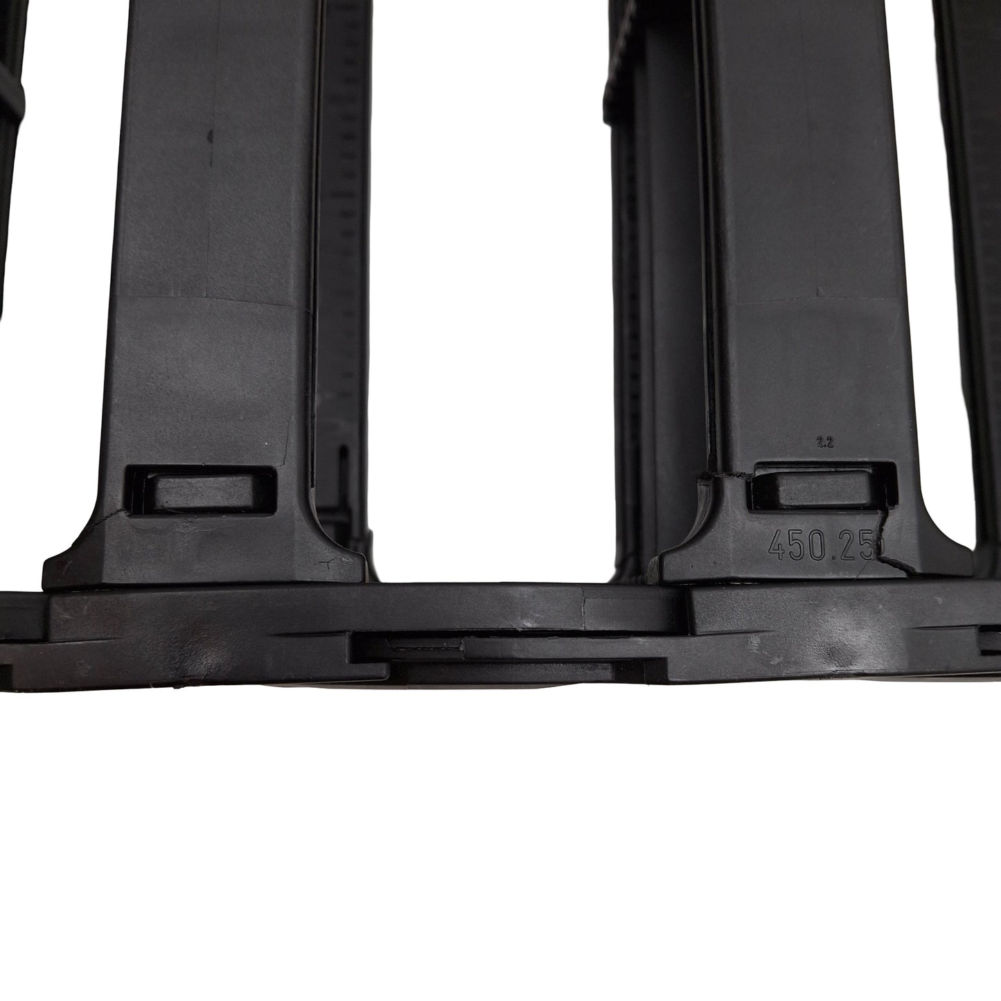 New – Open box Igus 15050.25.150.0-9L Energy Chain 250x80mm Inner, ø150mm Bend *Broken Shelves*