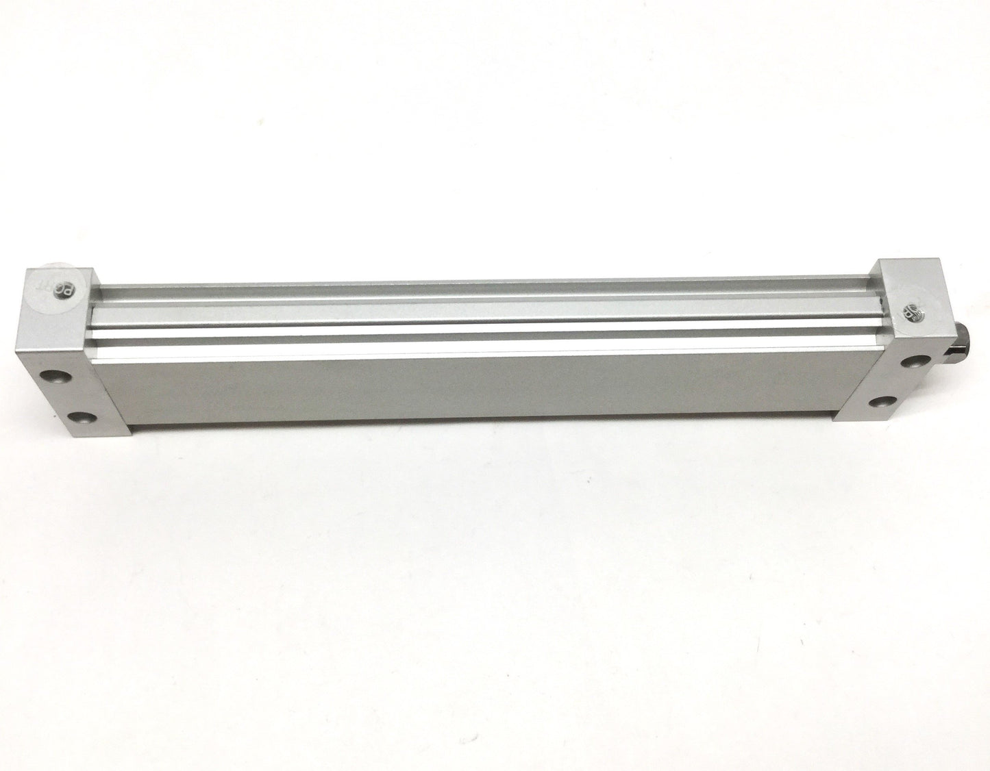 New – Open box SMC MDUB25-180DZ Compact Plate Air Cylinder, Ø25mm Bore, 180mm Stroke, 0.7MPa