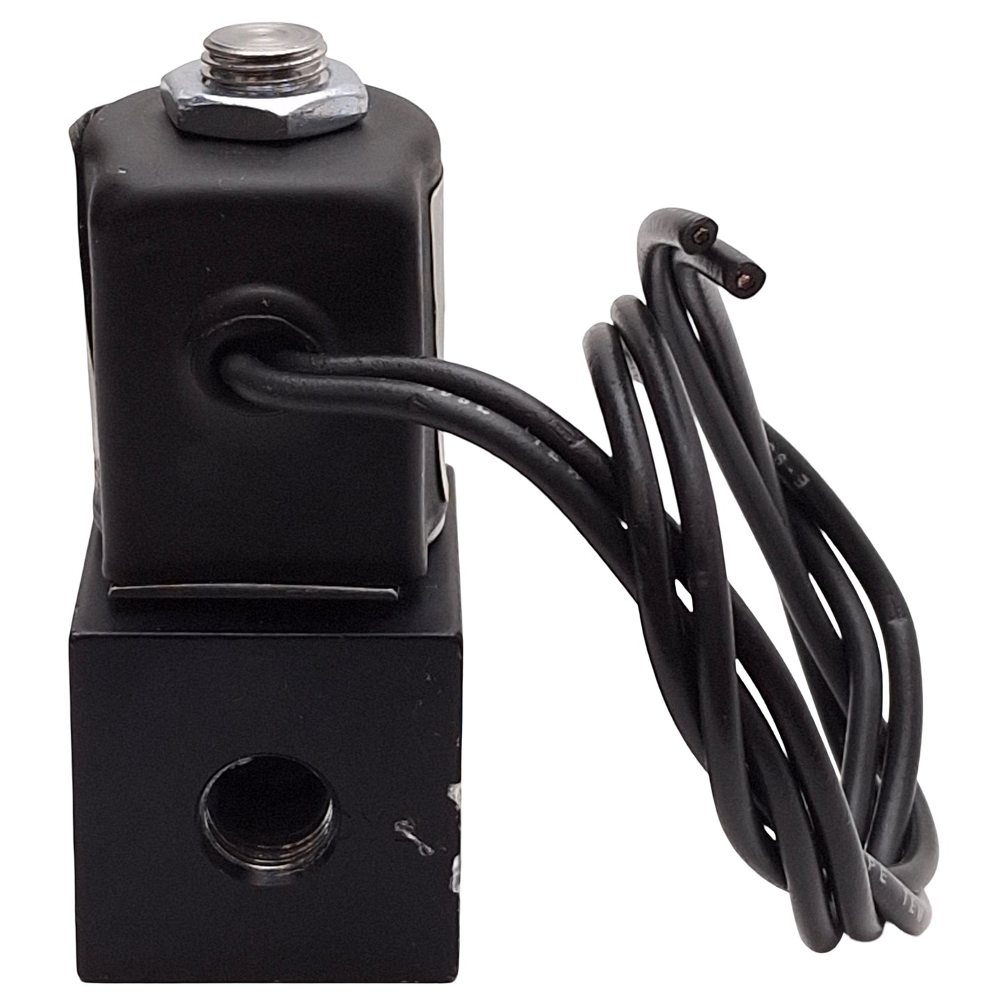 Used Fabco Air 112MG-0-12VDC Modular Solenoid Valve, 400psi, 1/8in NPT, 12VDC Coil