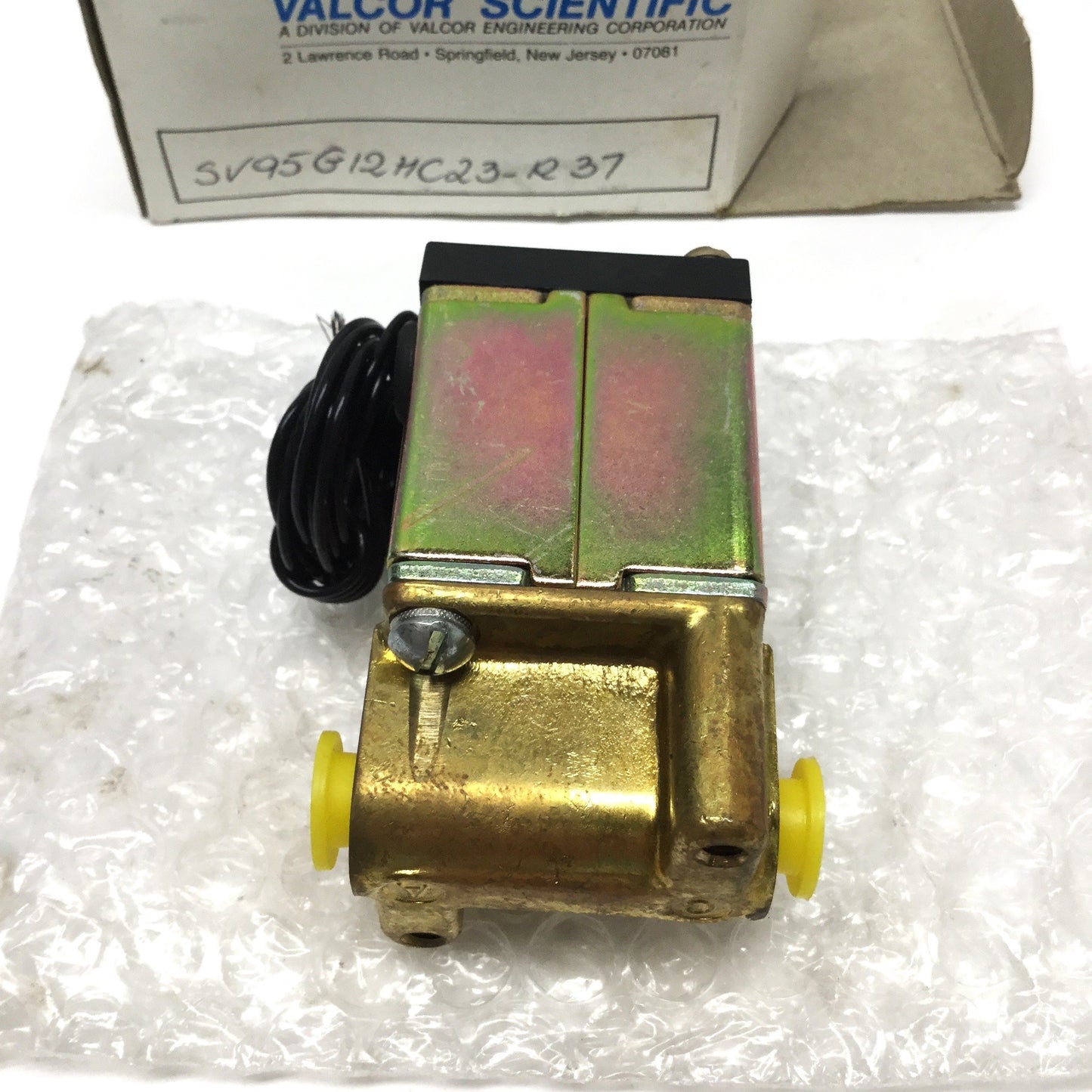 New – Open box Valcor SV95G12HC23-R37 Cryogenic Solenoid Valve 2-Way NC, 24VAC, 150psi, 1/8"NPT