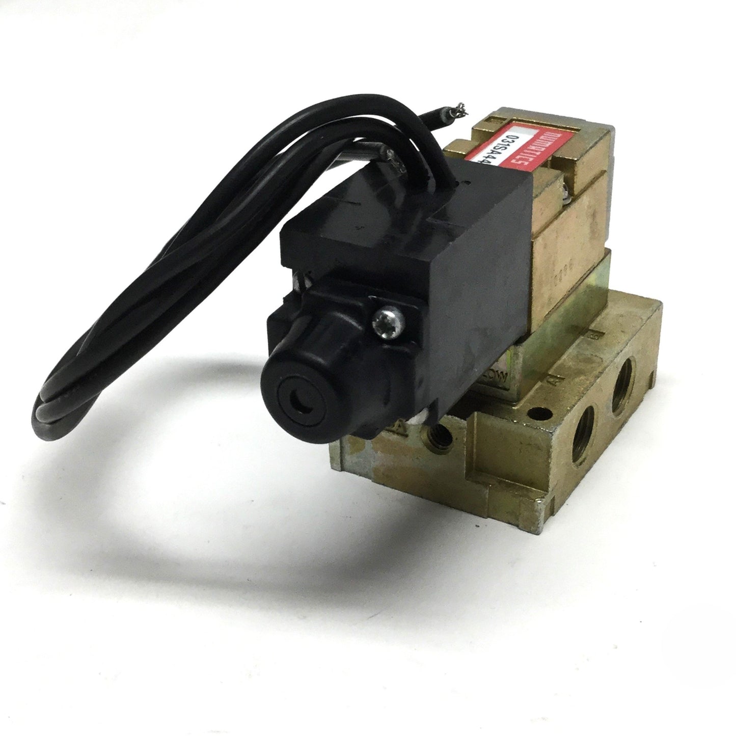 New – Open box Numatics 031SA446B Solenoid Valve, 5-Port 2-Position, G1/8 Ports, 24VDC Coil