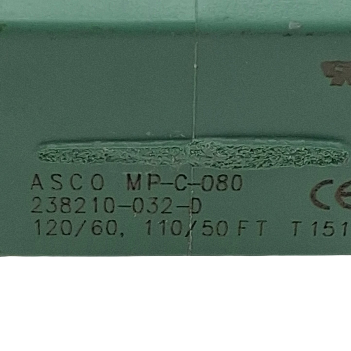 New – Open box Asco 8262H022 Redhat Solenoid Valve, 2-Way NC 1/4in NPT, 185psi, 110/120VAC Coil