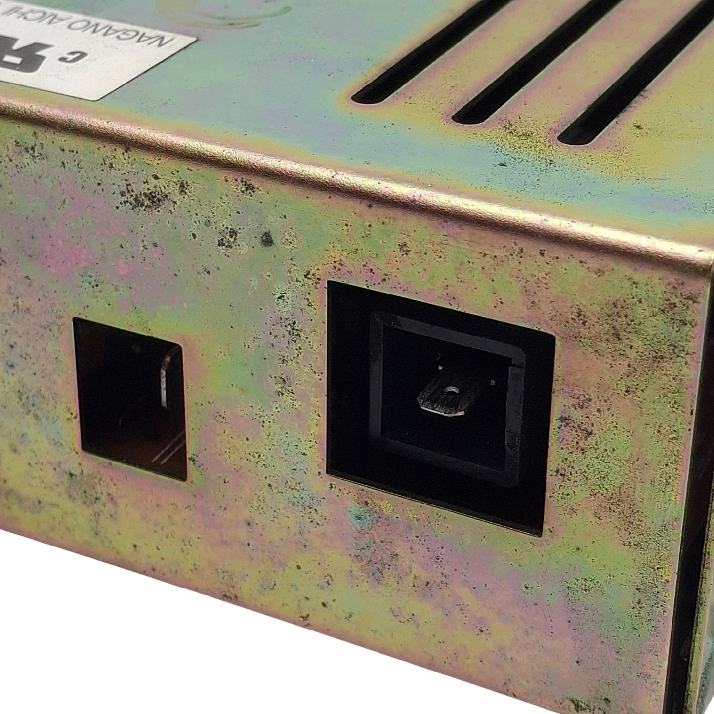 Used Nagano Aichi Electric R560795 HV-529 Power Supply, 24VDC In, -800µA -6.5Kv Out