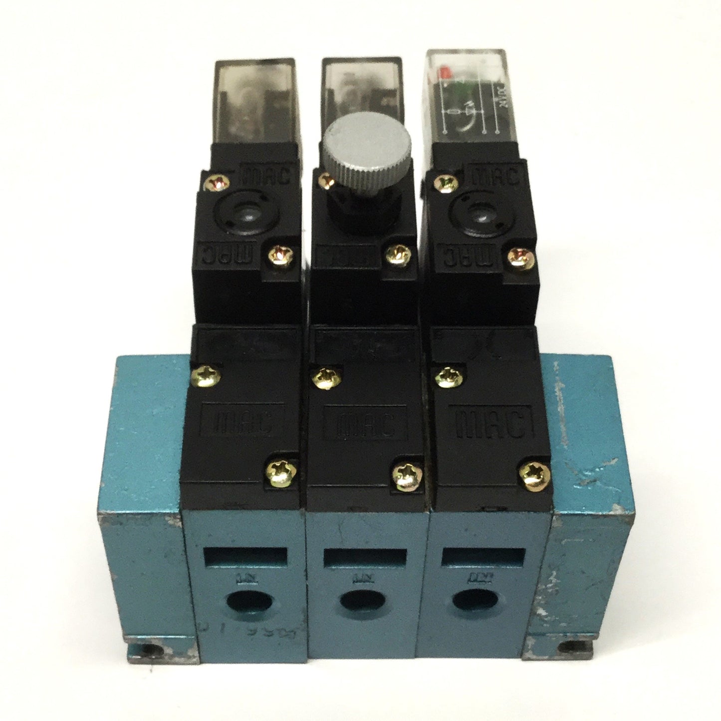 Used Manifold of (3x) MAC 45A-LAC-DDAJ-3KE 4-Way Solenoid Valves 24VDC, 1/8" NPT Base