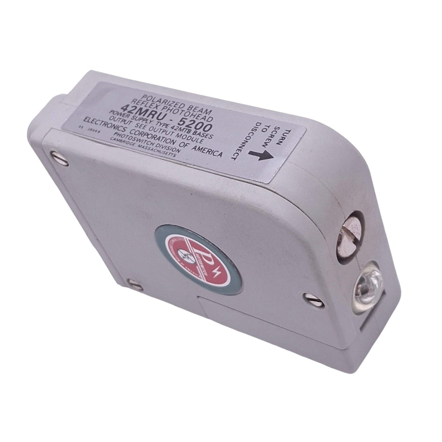 New Allen Bradley 42MRU-5200 PhotoSwitch Polarized Beam Reflex Photohead, 240VAC