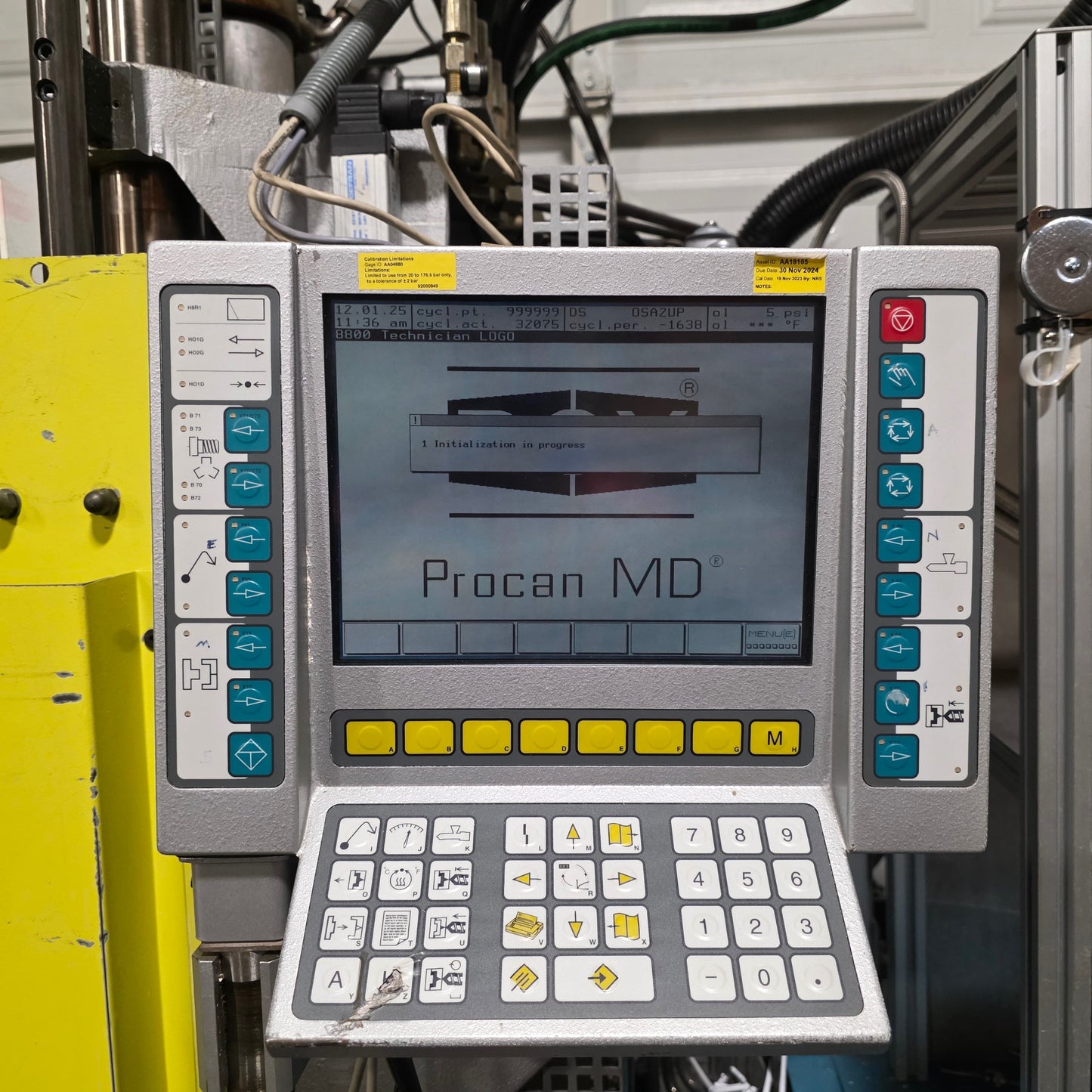 Used Boy 22MVH Injection Molding Press With Procan MD Control 24.2 Ton 250VAC 3Ph 56A