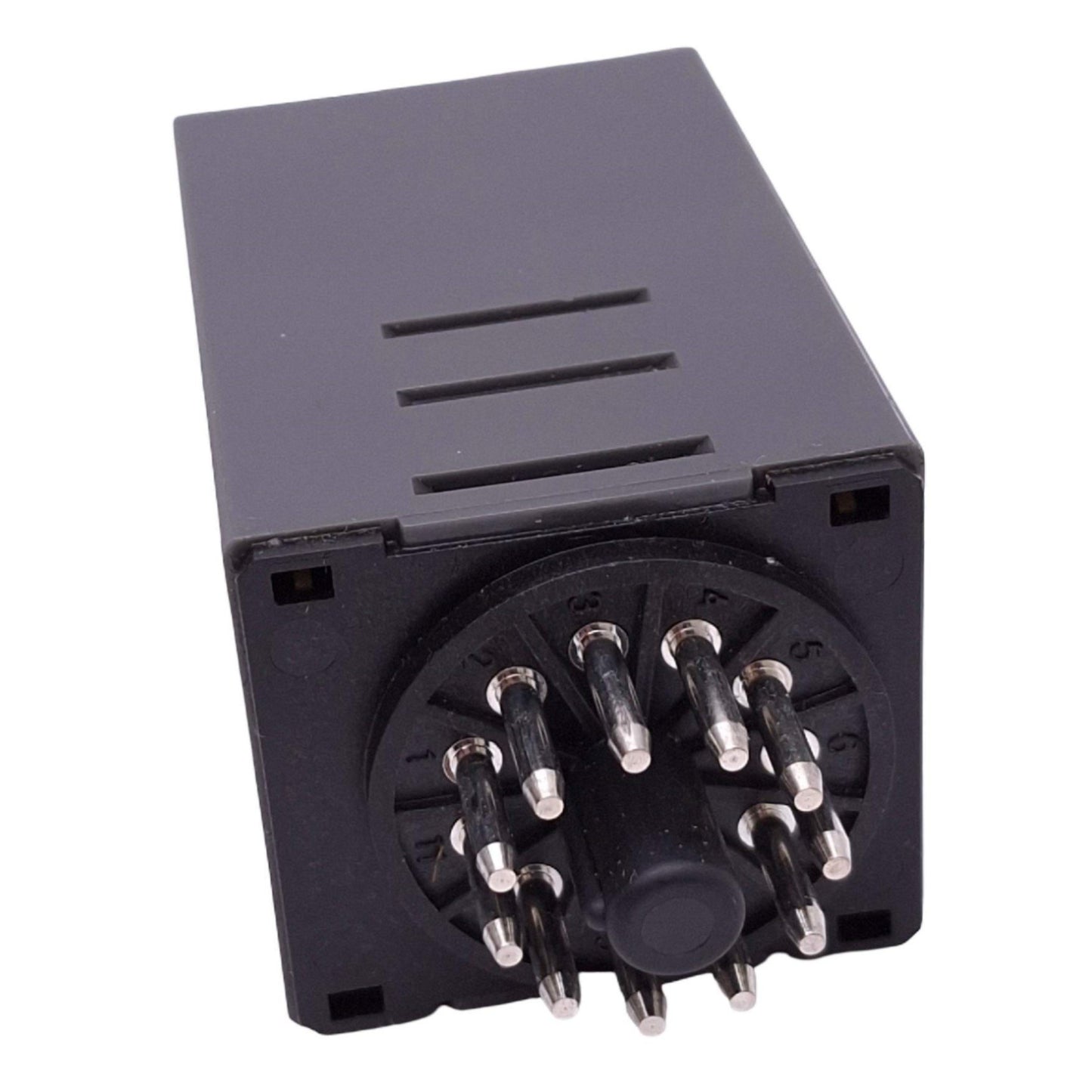 Used IDEC GT3W-A11EAF20N Timer Relay, DPDT, 120/240VAC 30VDC 5A, 11-Pin Octal