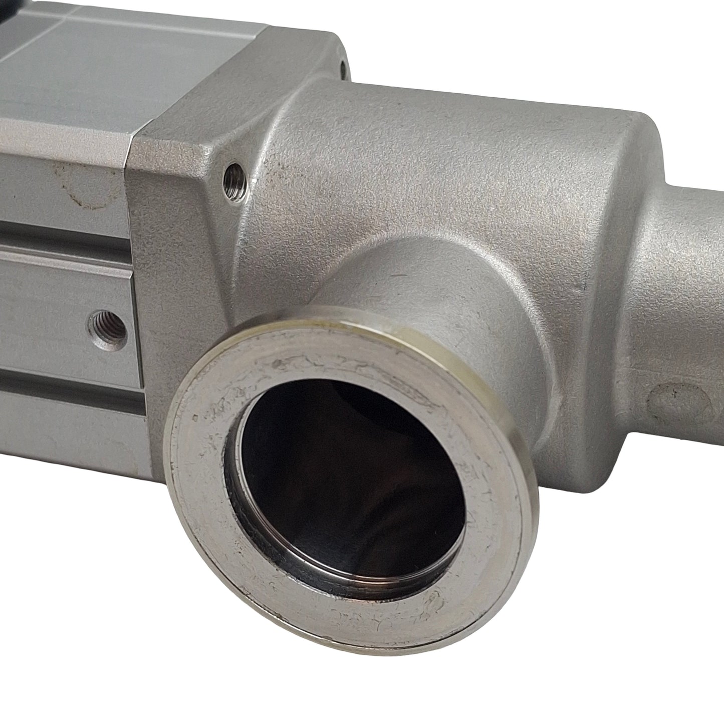 Used SMC XMC-25 High Vacuum Valve, ø25mm KF Flange, 0.3-0.6MPa, 10^6Pa~atm, M5 x 0.8