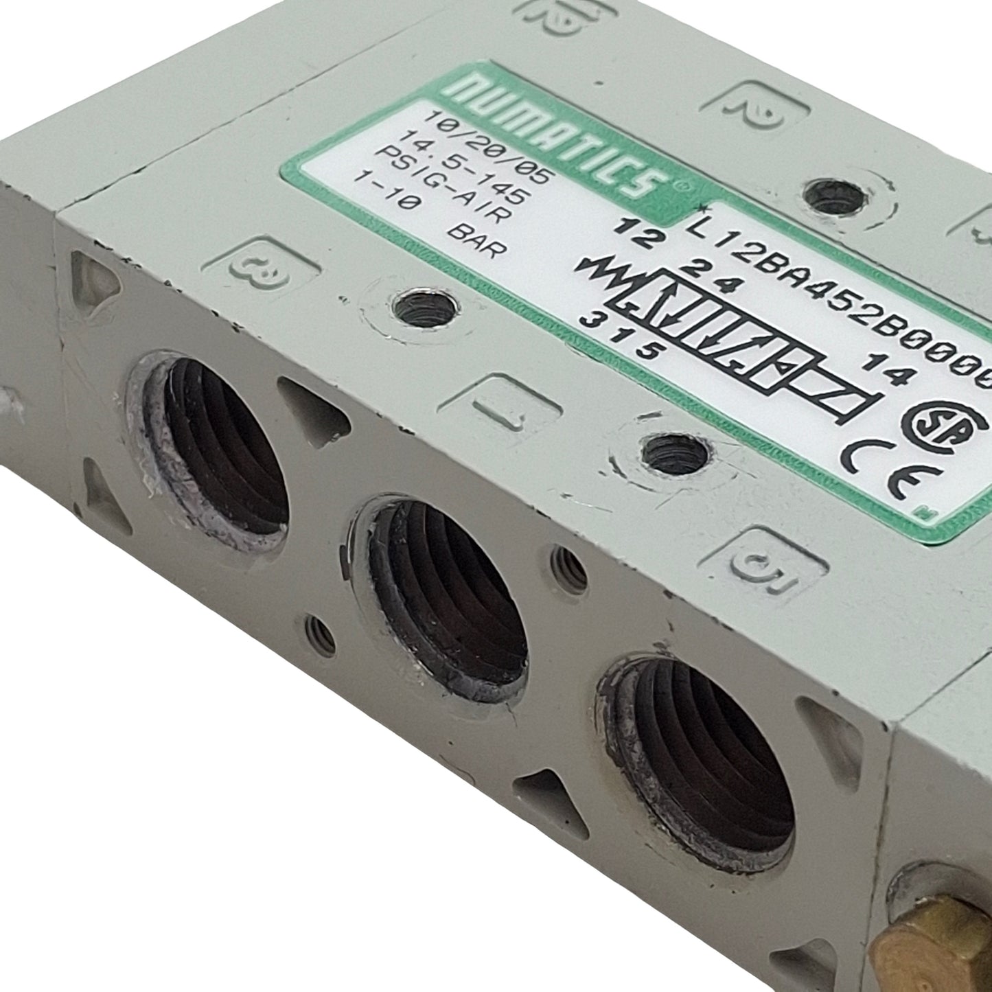 Used Numatics L12BA452B000061 Solenoid Valve 4/2-Way 1/4" NPT, 14.5-145psi 24VDC Coil