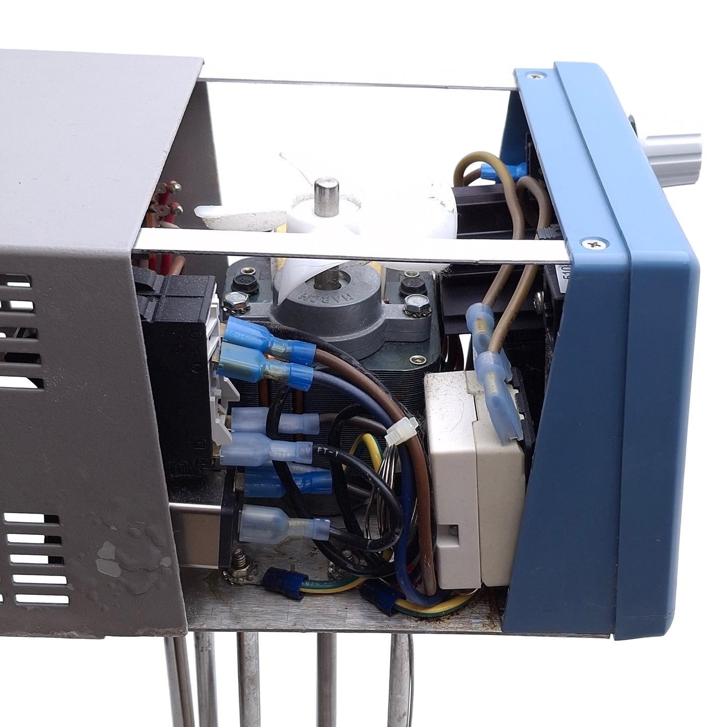 For parts or not working VWR 1122S Immersion Circulator 120VAC, +5° to 150°C **DAMAGED PLUG, SEE PHOTOS**