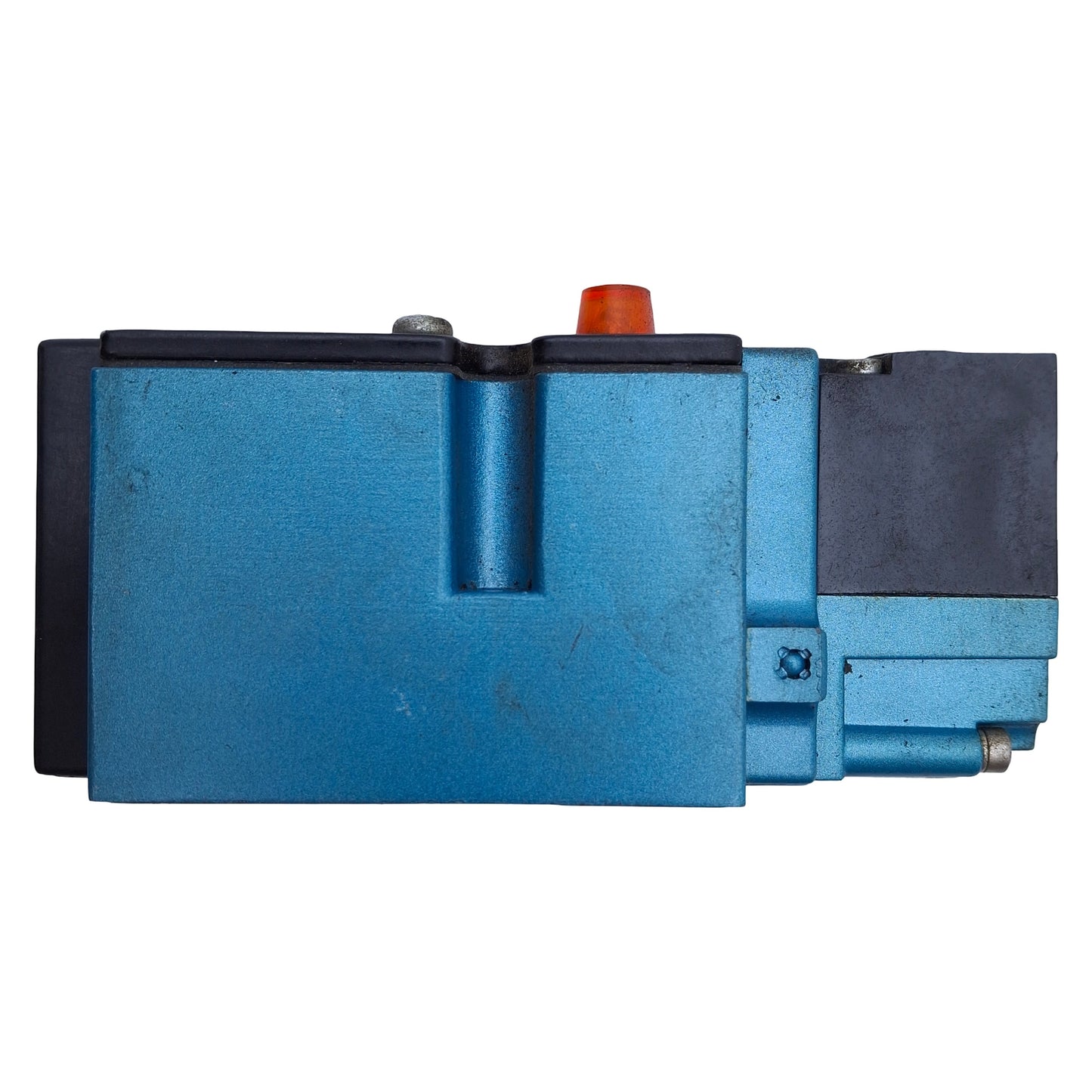 Used MAC 82A-AC-000-TM-DAAP-1DA Solenoid Valve 4-Port 2-Position, 120VAC Coil