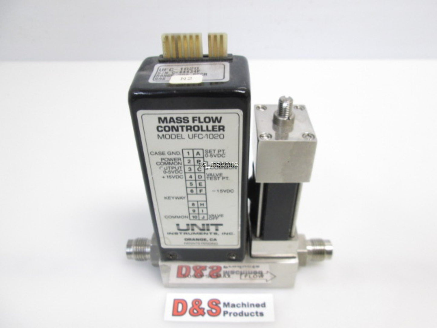 Used Unit Instruments UFC-1020 Mass Flow Controller 200 SCCM Nitrogen