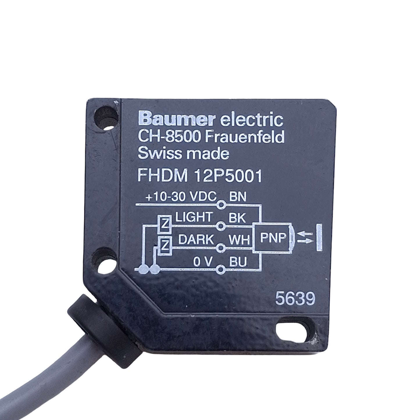 Used Baumer Electric FHDM 12P5001 Photoelectric Sensor PNP, 15-300mm Range, 10-30VDC