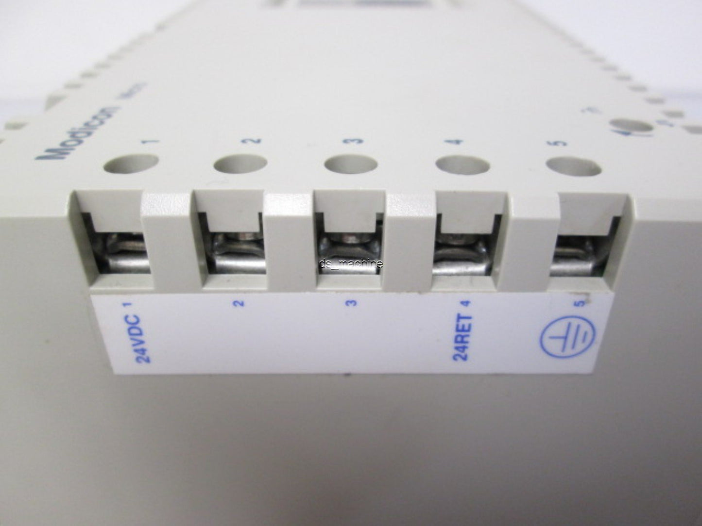 Used Modicon 110 CPU 512 00 PLC Processor Unit 16 Channel Input 12 Channel Output