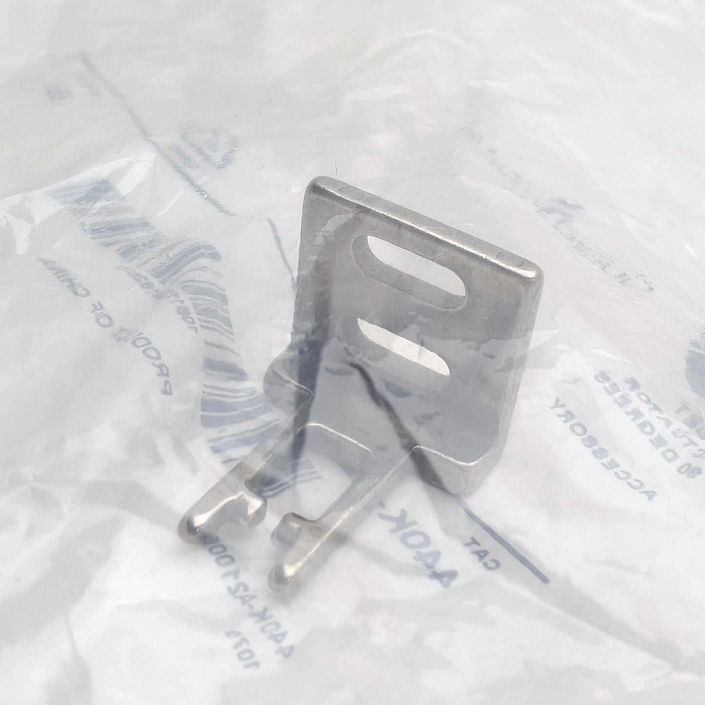 New Allen Bradley 440K-A21006 Actuator Key For Guardmaster Interlock Switches, M4
