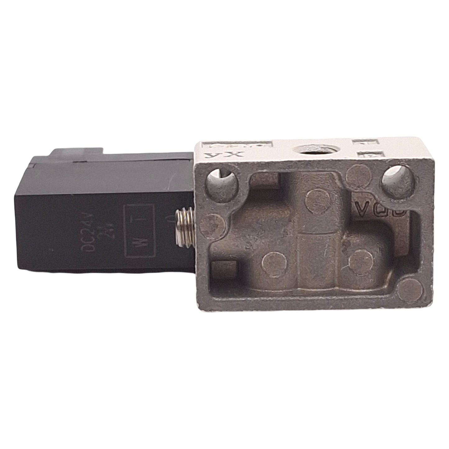 Used SMC 10-VQD1151V-5L-M5 Direct Poppet Valve, 4-Port, -101.2kPa~0.7MPa, 24VDC Coil