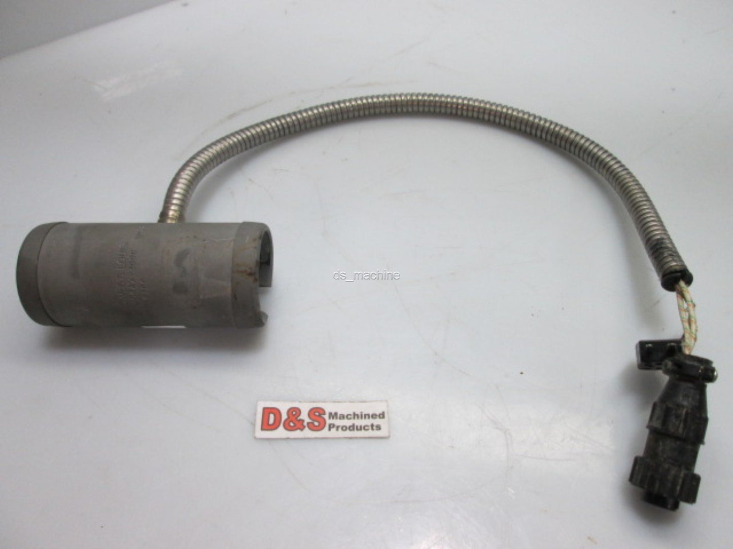 Used Watlow C#B01J04AX-3000 Heater Band 240V 300W, ID: 40mm OD: 46.75mm Length: 103mm