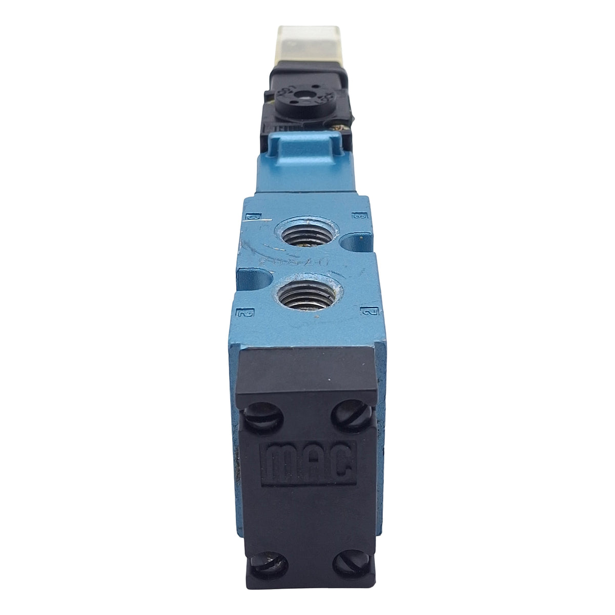 Used Mac 811C-PM-501JB-152 Solenoid Valve, 5/2-Way, 1/4in NPT, Vac-150psi, 24VDC Coil