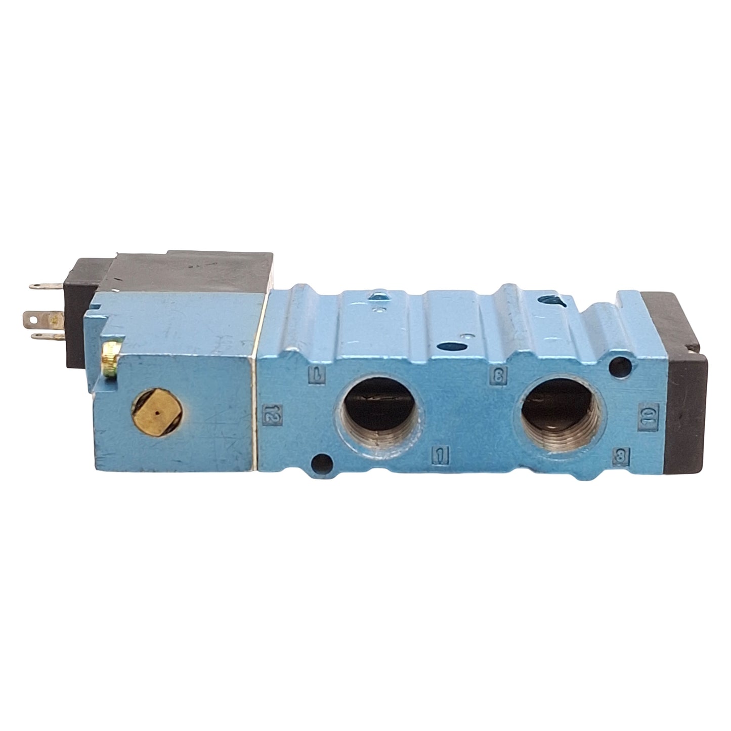 Used Mac 52A-11-B0A-DM-DDBJ-1KJ Solenoid Valve 3/2-NC, 20-150psi, 1/4NPTF, 12VDC Coil