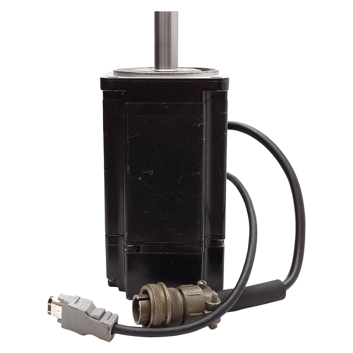 Used Yaskawa SGMAH-08AAF41 AC Servo Motor, 750W, 200VAC 4A, 3000rpm, 80mm Flange