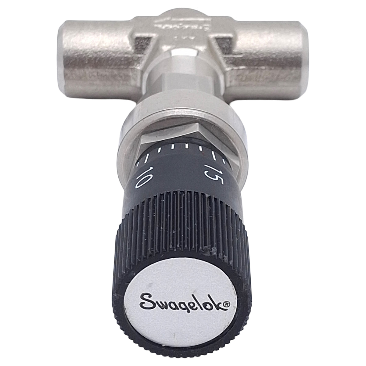 Used Swagelok SS-2MG4-MH Medium Flow Metering Valve 1/8in Female NPT, 1000psi, 0.03Cv