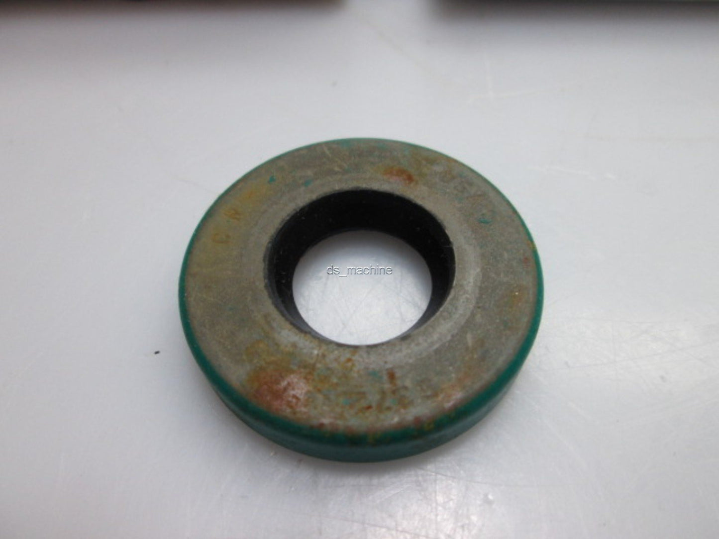 Used Lot of 3 NAPA 49403 OIL SEAL 5/8" Inner, 1-3/8" Outer