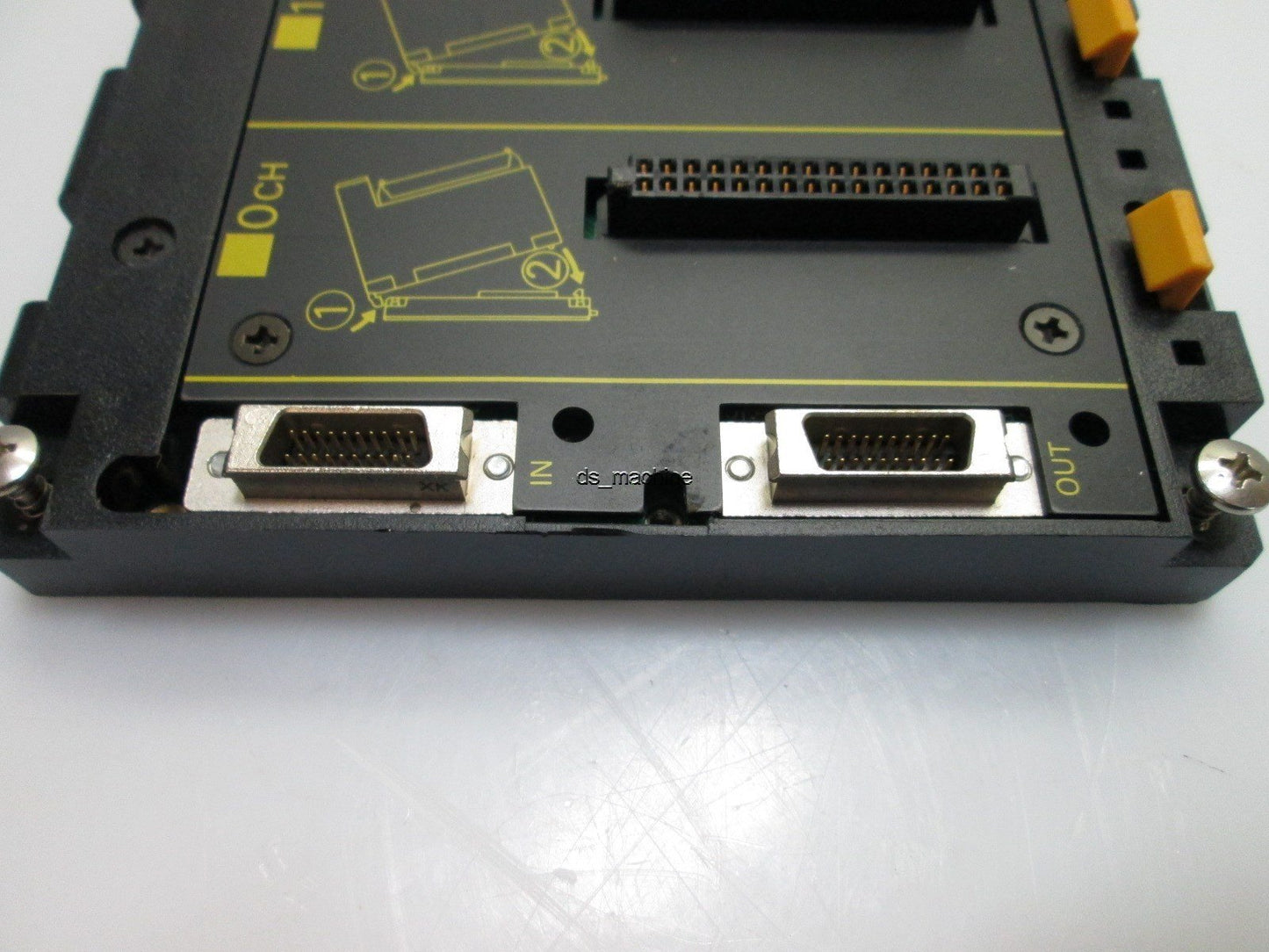 Used OMRON C200H-BC101-V1 CPU Base Unit 10-Slot