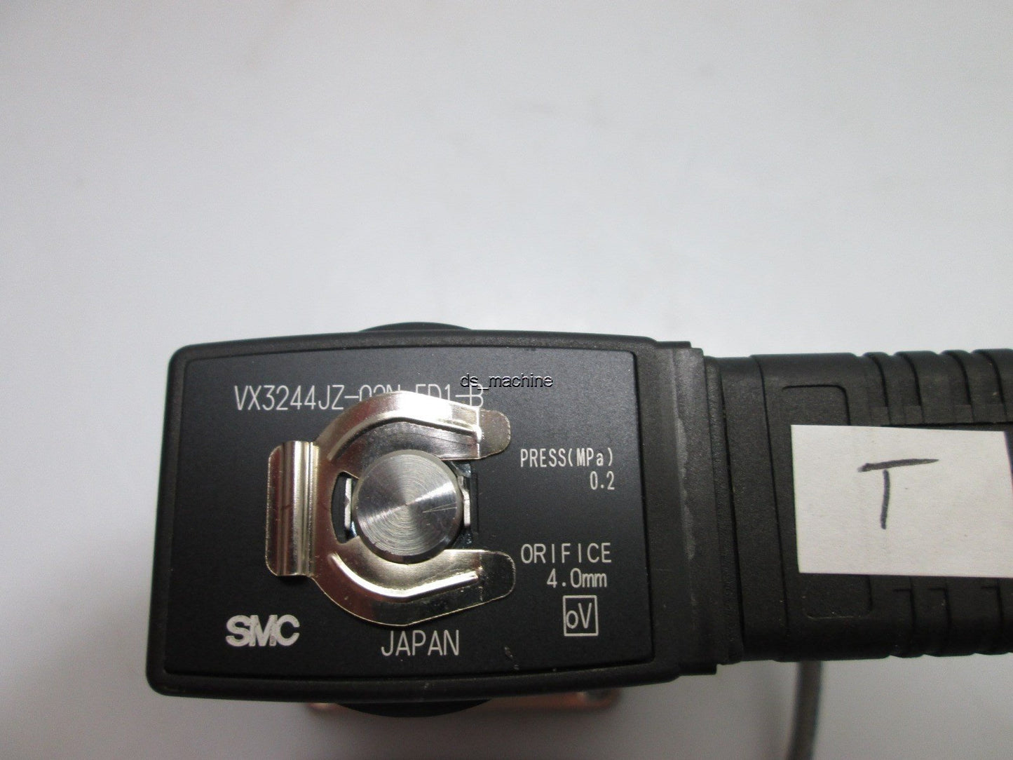 Used SMC VX3244JZ-02N-5D1-B 3-Port Solenoid Valve 1/4" NPT, 24VDC