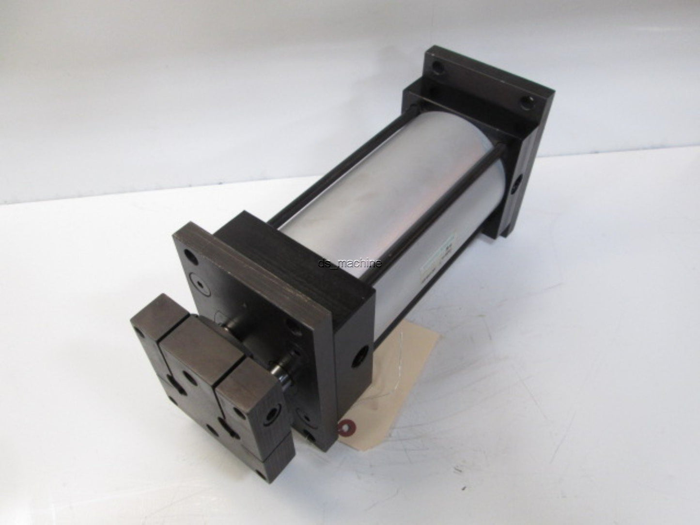 Used Numatics Actuator FAFR-06A1E-CAA0 250PSI Maximum Pressure