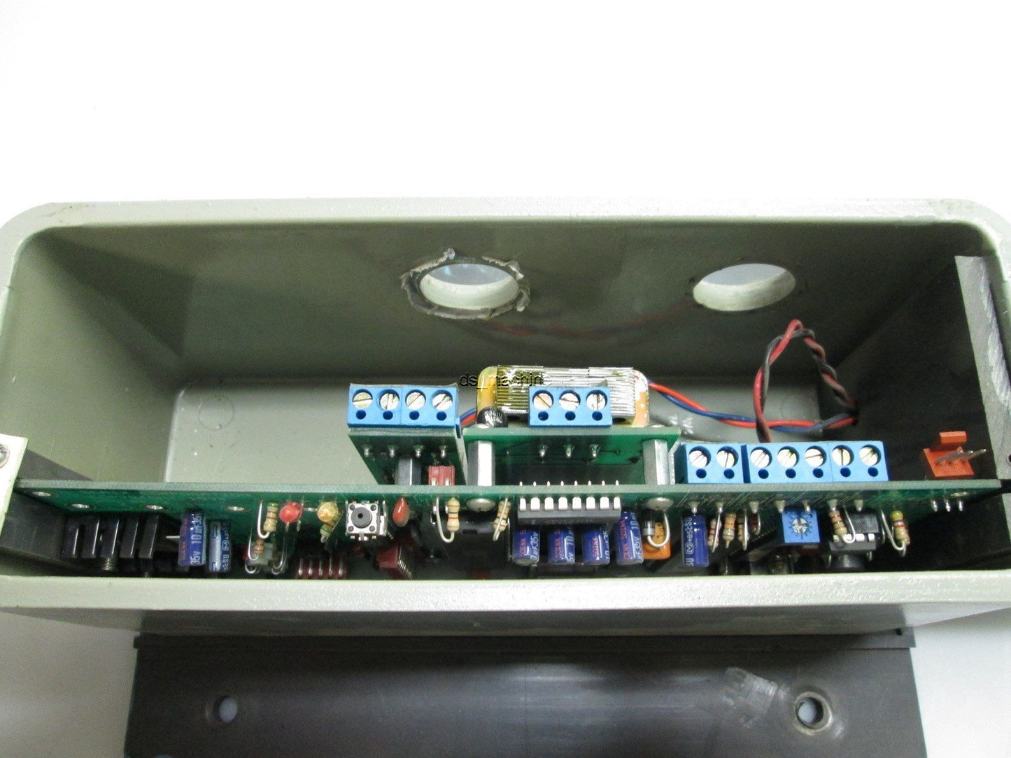 Used Senix Ultrasensor Ultra-S Ultrasonic Non-Contact Distance Level Sensor *Damaged*