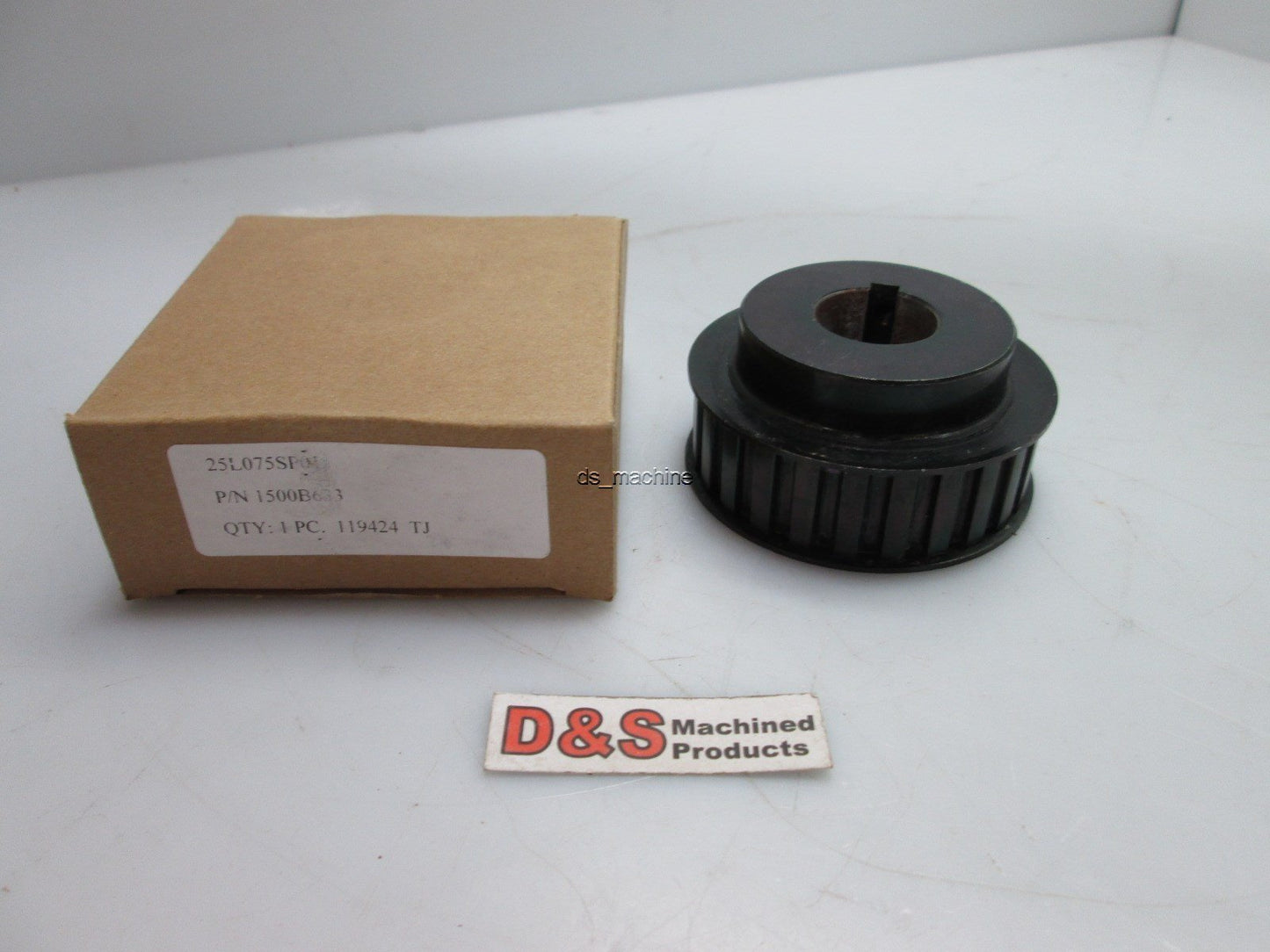 New Martin Sprocket & Gear 25L075SP01 Timing Pully Cog, 24 Teeth, 3/4" Belt, 1" Bore
