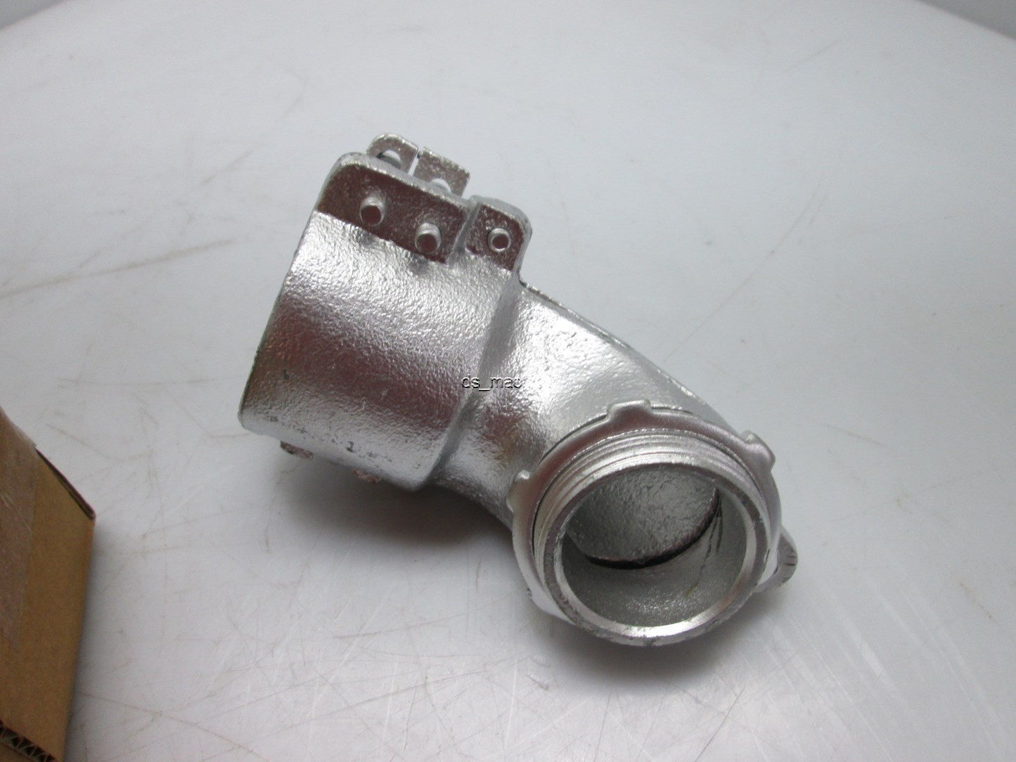 New – Open box New Cooper Crouse-Hinds 741 90 Degree Angle Clamp 1-1/2" Size