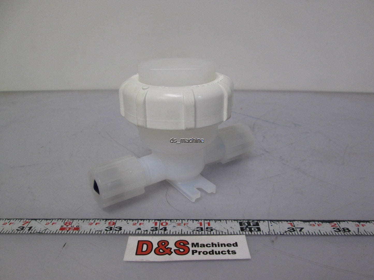 New – Open box Fluoroware Pneumatically Operated Diaphragm Check Valve 1/2" Ports