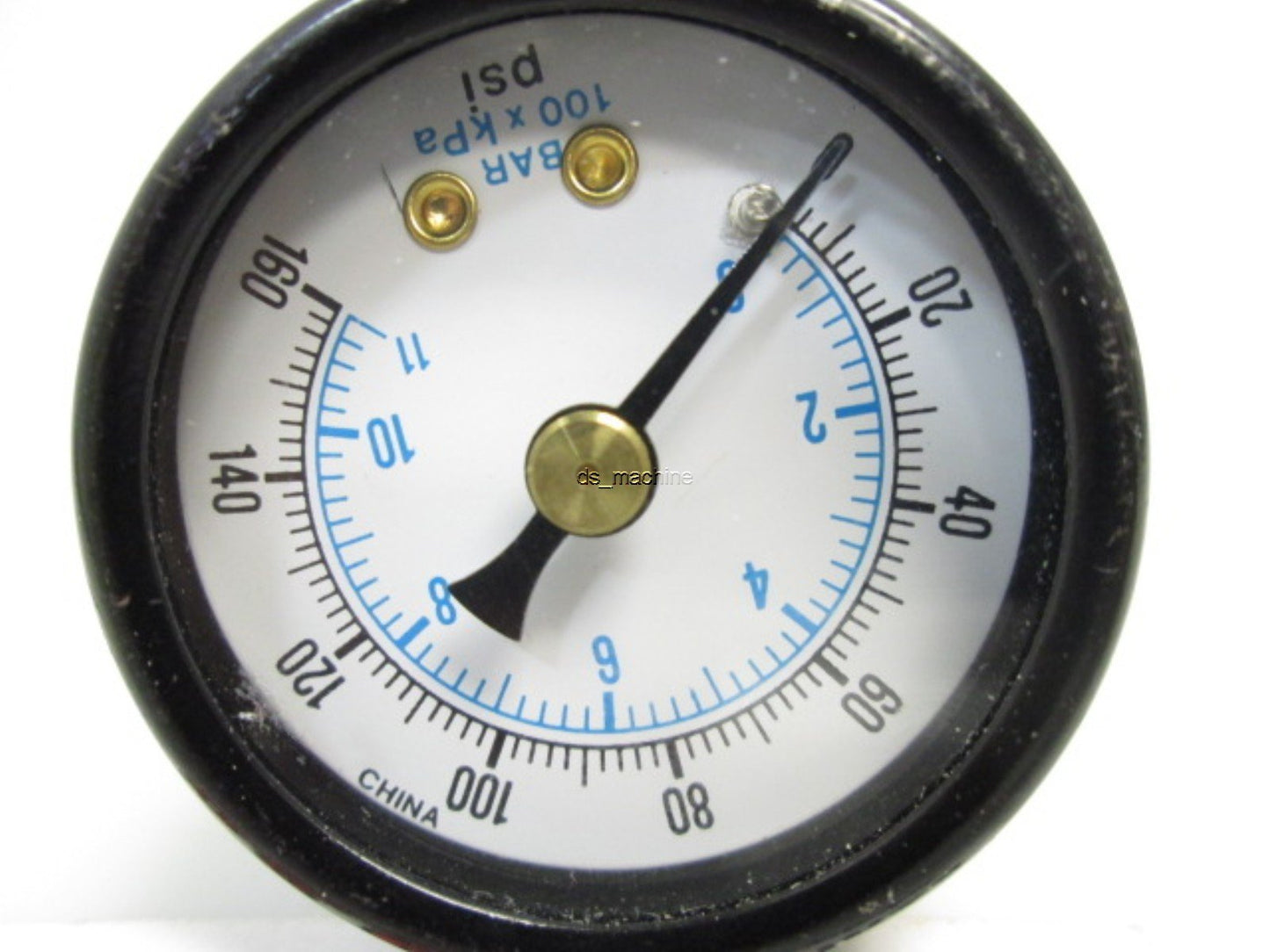 Used Numatics R12R-01G Regulator with 160PSI Gauge