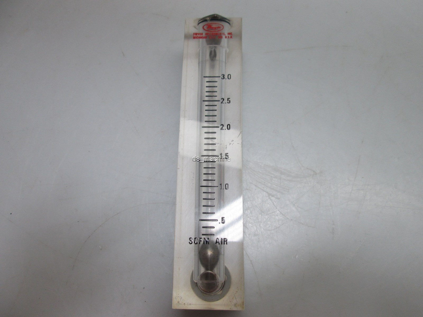 Used Dwyer VFB-90 Flowmeter 0 to 3 SCFM AIR 1/8" NPT