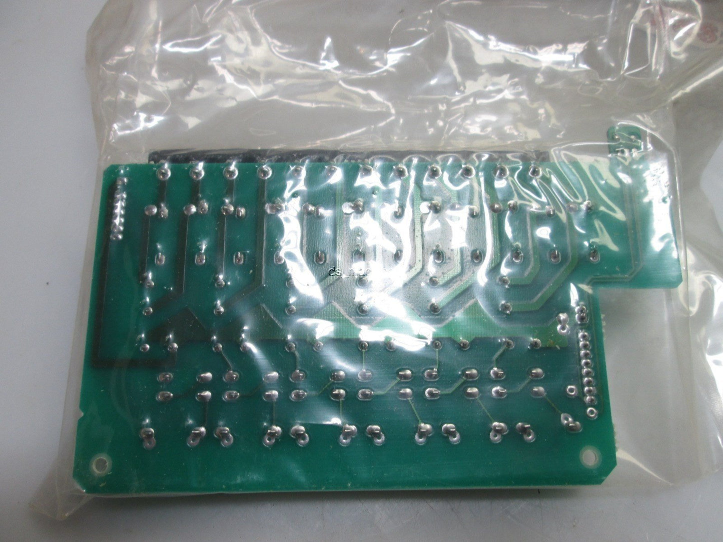New Allen Bradley 1745-R2 Series-B Replacement Relay Board Expansion Unit