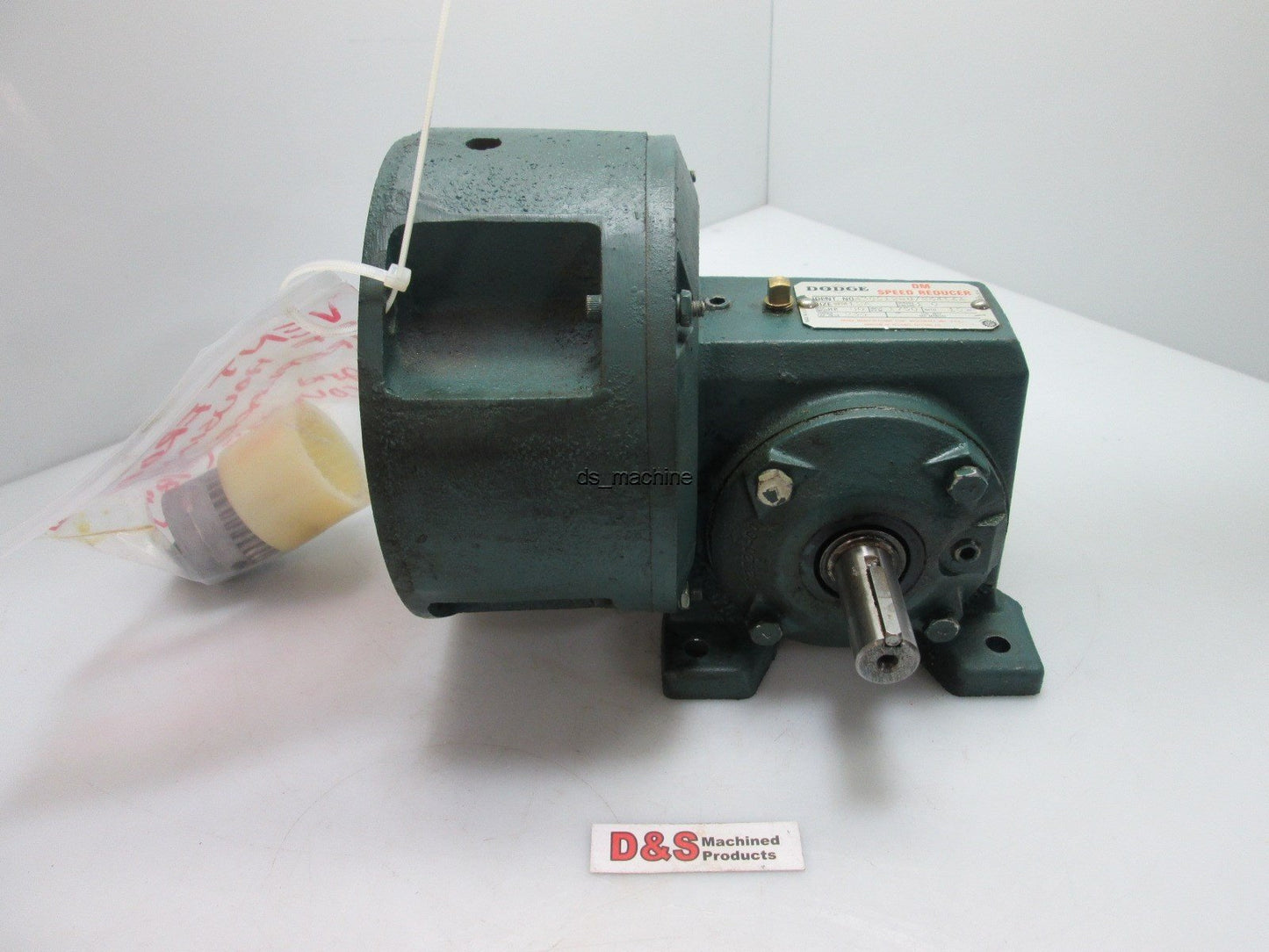 Used Dodge Speed Reducer 438512BU/264144 1750RPM, Ratio 10:1, .80HP, Torque 236 in-lb